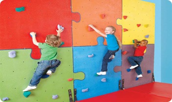 WALL CLIMBERS -PEDAGOGY- MONTESSORI PLAY SCHOOL